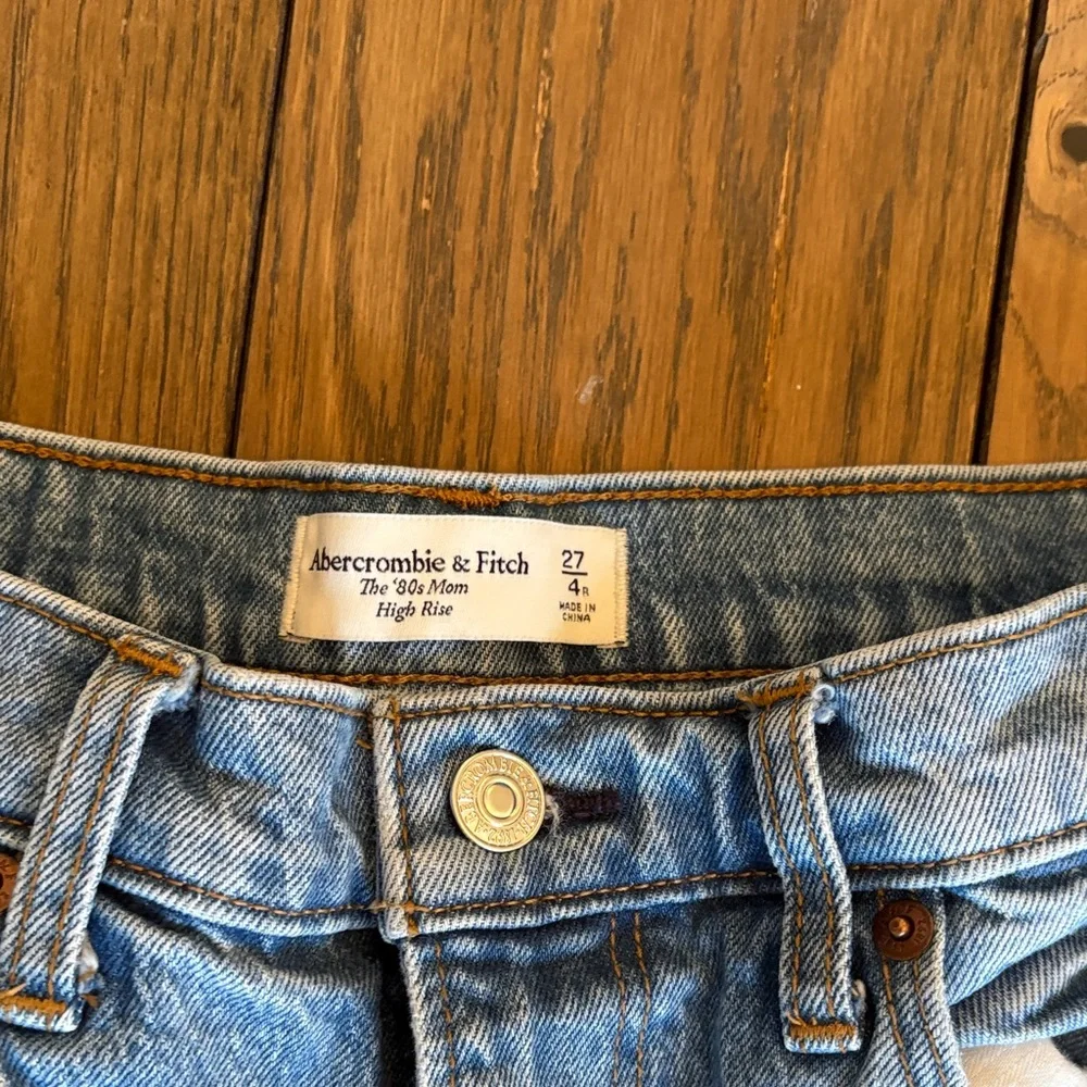 Abercrombie & Fitch Light Blue High Rise Jeans - Picture 3 of 4